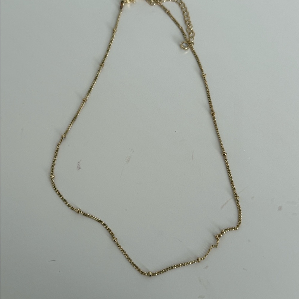 Elegant Gold Necklace